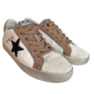 Mi.iM White and Tan Casual Sneakers